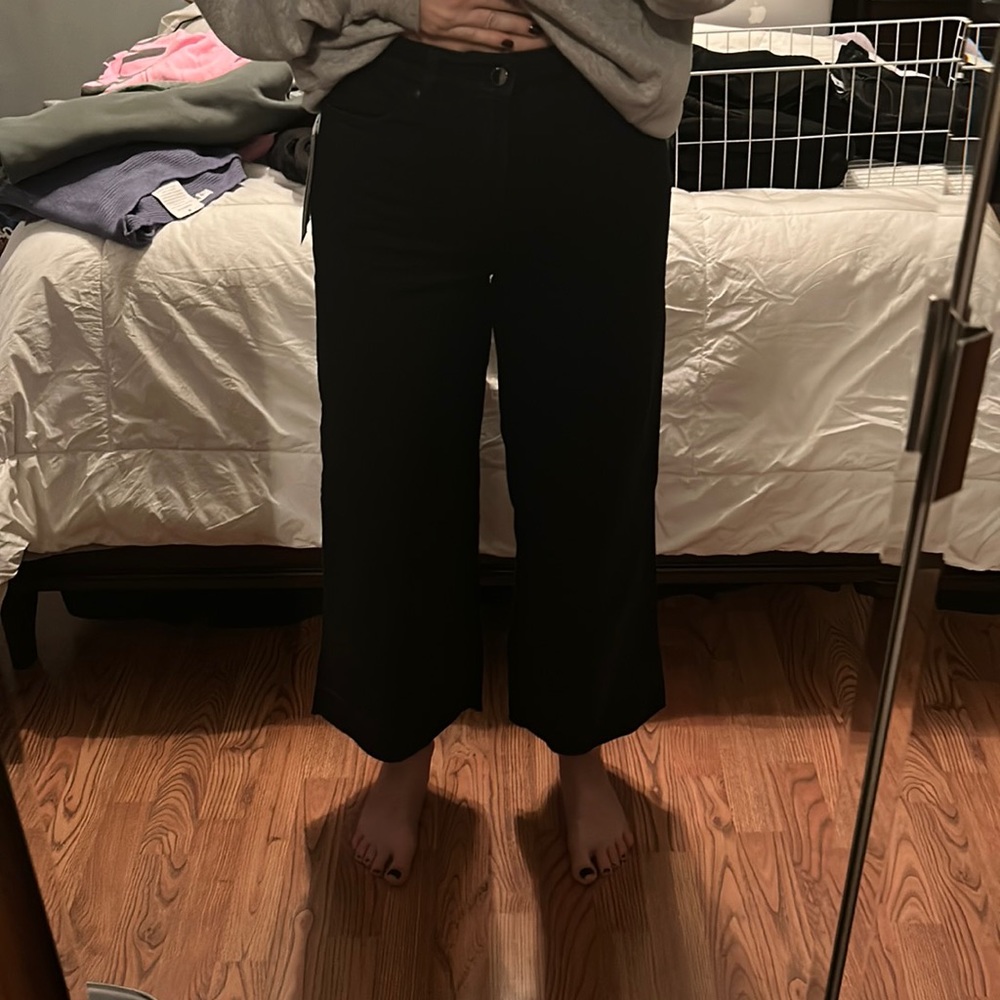 NWT H&M wide leg high waisted black jeans size US 6